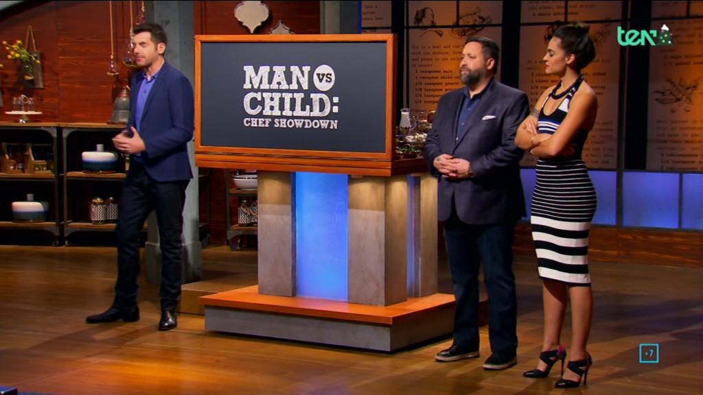 TEN emitiendo Man vs Child tras pub con mosca navideña 22122017 (0004).jpg