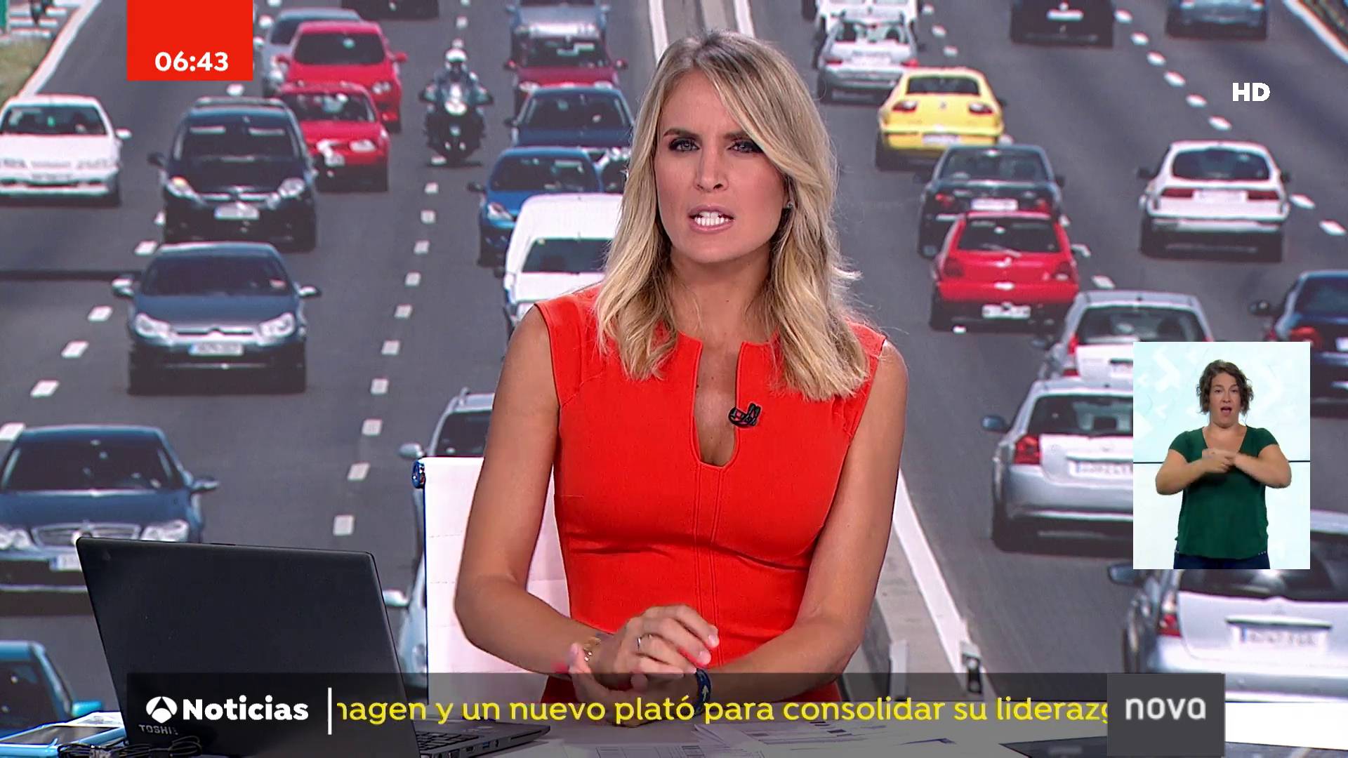 Nova [HD] [stream] - simulcast Noticias nueva imagen con mosca propia 2018-09-03-06h44m13s591(compr).jpg