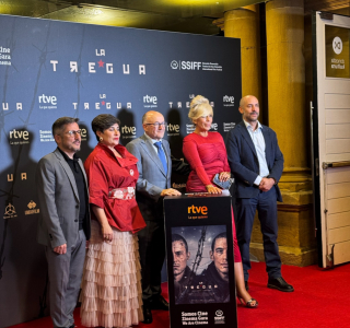 73-SSIFF-Photocall-y-premiere-de-La-Tregua-05