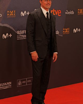 74SSIFF-En-el-corazon-de-la-bestia-Alfombra-roja-03