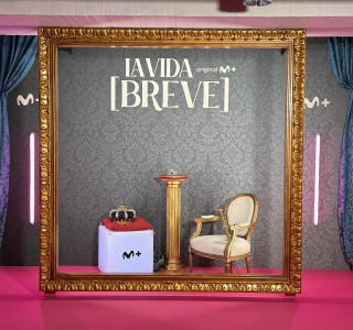 Alfombra-roja-de-La-vida-breve-00