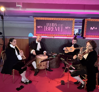 Alfombra-roja-de-La-vida-breve-56