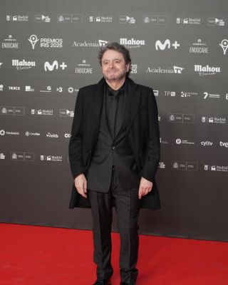 Alfombra-Roja-de-los-Premios-Iris-2025-010