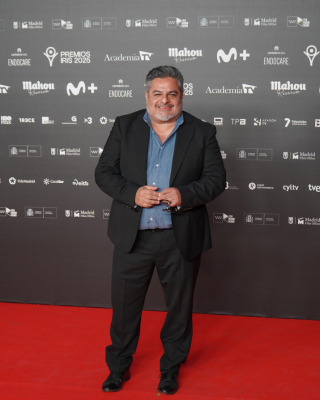 Alfombra-Roja-de-los-Premios-Iris-2025-019