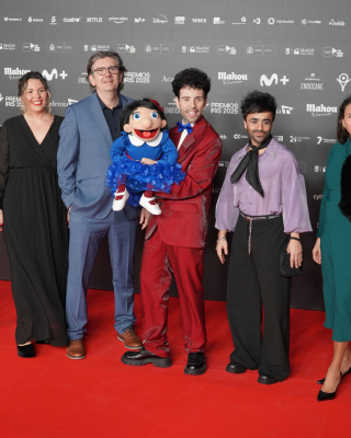 Alfombra-Roja-de-los-Premios-Iris-2025-026