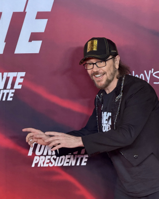 Alfombra-roja-de-Torrente-Presidente-02