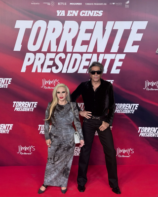 Alfombra-roja-de-Torrente-Presidente-11