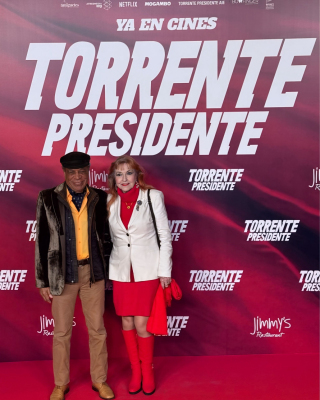 Alfombra-roja-de-Torrente-Presidente-18