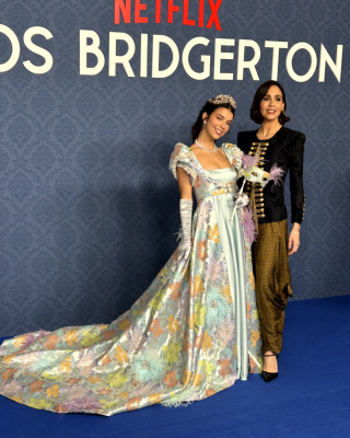 Baile-de-mascaras-de-Los-Bridgerton-006