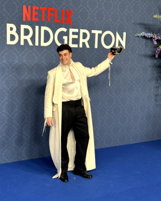 Baile-de-mascaras-de-Los-Bridgerton-018