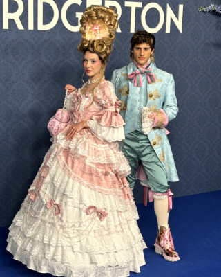 Baile-de-mascaras-de-Los-Bridgerton-059