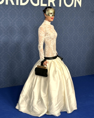 Baile-de-mascaras-de-Los-Bridgerton-068