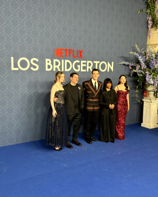 Baile-de-mascaras-de-Los-Bridgerton-103