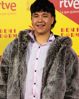 Benidorm-Fest-2026-Alfombra-fucsia-06