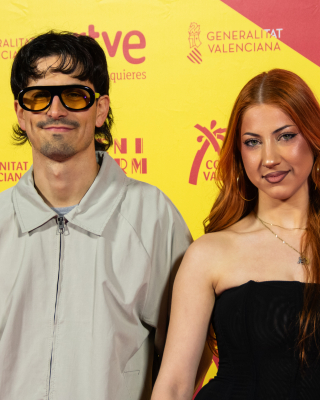 Benidorm-Fest-2026-Alfombra-fucsia-12