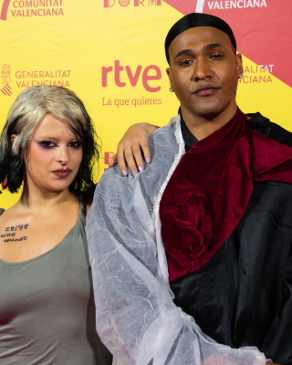 Benidorm-Fest-2026-Alfombra-fucsia-14