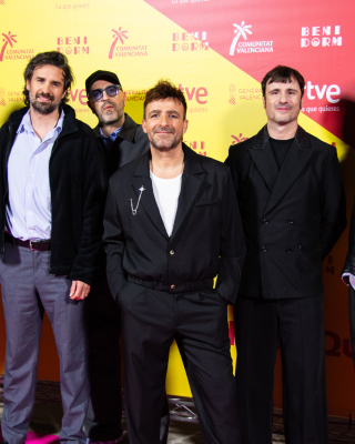 Benidorm-Fest-2026-Alfombra-fucsia-22