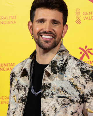 Benidorm-Fest-2026-Alfombra-fucsia-23