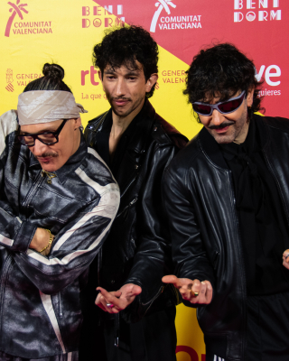 Benidorm-Fest-2026-Alfombra-fucsia-26