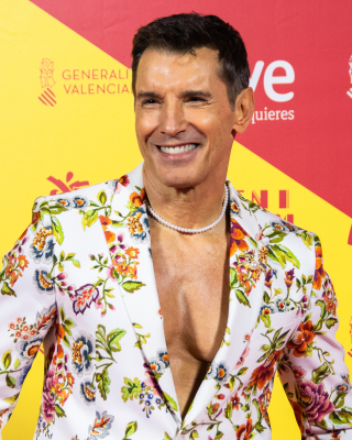 Benidorm-Fest-2026-Alfombra-fucsia-32