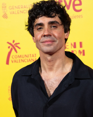 Benidorm-Fest-2026-Alfombra-fucsia-33