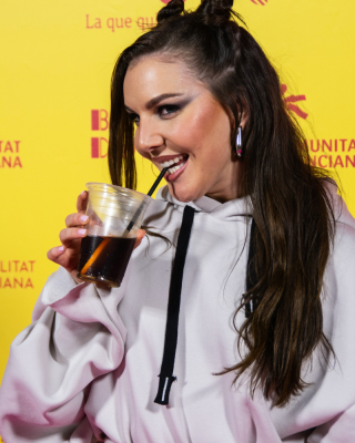 Benidorm-Fest-2026-Alfombra-fucsia-34