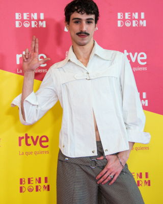 1_Benidorm-Fest-2026-Rueda-de-prensa-de-los-18-artistas-27