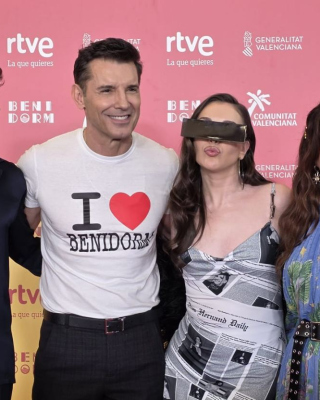 Benidorm-Fest-2026-Rueda-de-prensa-de-los-presentadores-06