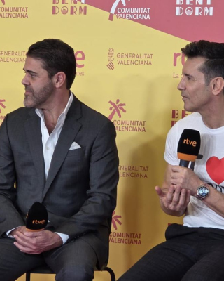 Benidorm-Fest-2026-Rueda-de-prensa-de-los-presentadores-29