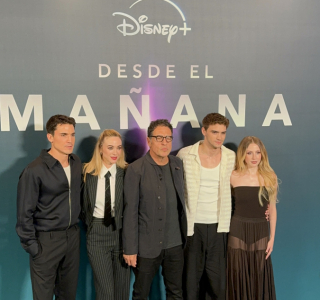 Premiere-de-Desde-el-manana-09