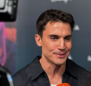 Premiere-de-Desde-el-manana-17