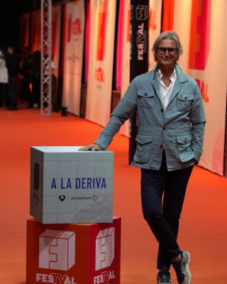 FesTVal-2026-Alfombra-naranja-de-A-la-deriva-06