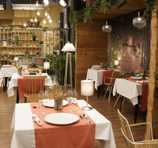 Lidia-Santos-nueva-camarera-de-First-Dates-05