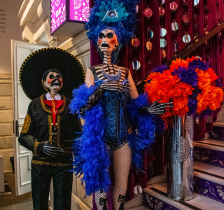 Pase-especial-de-RTVE-al-altar-de-muertos-2025-02