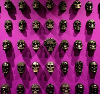 Pase-especial-de-RTVE-al-altar-de-muertos-2025-11