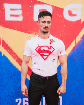 Pase-especial-de-Supergirl-22
