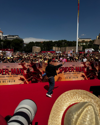 Photocall-con-Tom-Holland-por-el-debut-de-Espana-en-el-Mundial-09