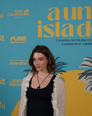 Photocall-de-A-una-isla-de-ti-07