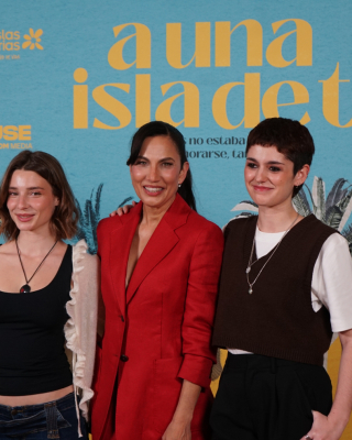 Photocall-de-A-una-isla-de-ti-13