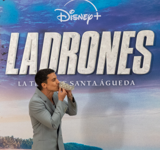 Photocall-de-Ladrones-La-tiara-de-santa-Agueda-14