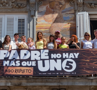 Photocall-de-Padre-no-hay-mas-que-uno-5-03