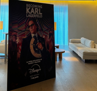 Photocall-de-presentacion-de-Becoming-Karl-Lagerfeld-01