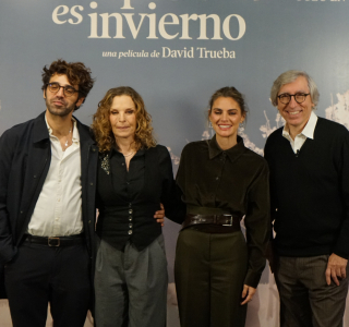 Photocall-de-Siempre-es-invierno-07