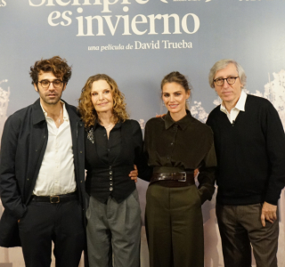 Photocall-de-Siempre-es-invierno-08