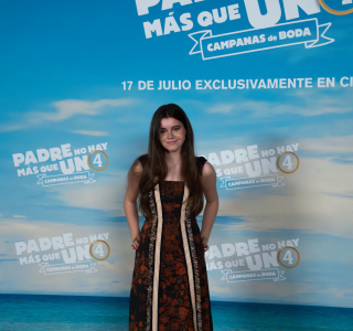 Photocall-presentacion-Padre-no-hay-mas-que-uno-4-07