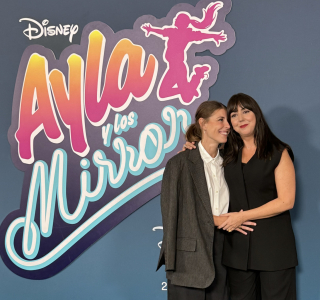 Premiere-de-Ayla-y-los-Mirror-16