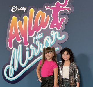 Premiere-de-Ayla-y-los-Mirror-29