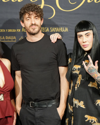 Premiere-de-Drea-y-Cloe-21