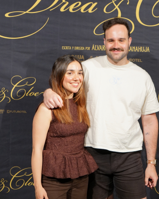 Premiere-de-Drea-y-Cloe-24