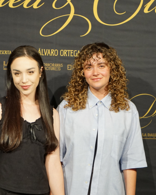 Premiere-de-Drea-y-Cloe-42